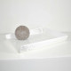 Vassoio piccolo in plexiglass traforato dal design moderno ed elegante