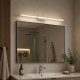 Applique a led da parete struttura lunga in metallo e diffusore satinato