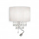 Applique da parete classica con paralume in pvc e pendagli in cristallo molato