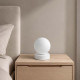 Lampada da comodino con base in metallo con diffusore in policarbonato