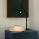 Lampada da tavolo a led con struttura in metallo e diffusore orientabile 