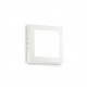 Plafoniera led quadarata mini con struttura in acciaio e diffusore in acrilico