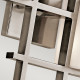 Applique a parete in acciaio con 2 diffusori in vetro dal design moderno