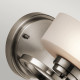 Lampada da parete moderna in alluminio con diffusore in vetro e luce a LED