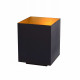 Abatjour con struttura in metallo cubica con diffusore dal design moderno