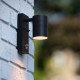 Applique a LED da esterno con struttura in acciaio dal design moderno