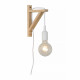 Applique da parete con struttura in legno dal design moderno e minimalista