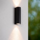 Applique da parete per esterni con doppio LED e struttura in alluminio