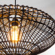 Lampada a sospensione moderna con struttura in metallo e paralume in rotan