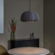 Lampada a sospensione struttura in metallo e diffusore in rattan