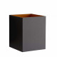 Lampada da parete con struttura a cubo in alluminio dalle linee moderne