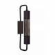 Lampada da parete con struttura in acciaio verniciato dal design moderno