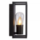 Lampada da parete con struttura in alluminio dalle linee moderne