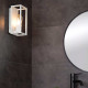 Lampada da parete con struttura in alluminio dalle linee moderne