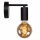 Lampada da parete con struttura in metallo dal design moderno e minimalista