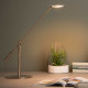 Lampada da scrivania a LED dimmerabile struttura in metallo dal design moderno