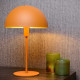 Lampada da tavolo con struttura in acciaio e diffusore a forma di fungo