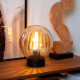 Lampada da tavolo moderna struttura in metallo con diffusore in vetro