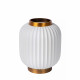Plafoniera in metallo e diffusore in porcellana dal design elegante