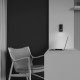 Applique da parete con diffusore a led struttura in metallo dal design moderno