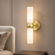 Applique da parete grande doppio diffusore in vetro dal design elegante