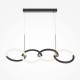 Lampada a sospensione con diffusori a LED lineari dal design moderno