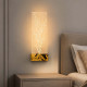 Lampada da parete in metallo con diffusore in acrilico a led
