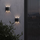 Lampada da parete per esterno a LED struttura in alluminio dal design moderno