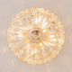 Lampada da soffitto piccola con struttura dorata e diffusori in vetro