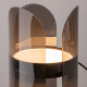 Lampada da tavolo a LED dal design moderno con diffusore in acrilico