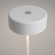 Lampada da tavolo in metallo dal design moderno con diffusore a LED