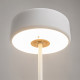 Lampada da tavolo in metallo dal design moderno con diffusore a LED
