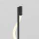Lampada da terra a LED con struttura in metallo dal design moderno