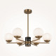 Lampadario con struttura in metallo e marmo dal design moderno