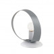 Abatjour da comodino con struttura in metallo dal design moderno ed elegante