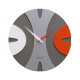 Orologio da parete rotondo in legno dal design moderno ed elegante