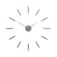 Orologio da parete in legno dal design moderno e minimalista