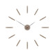 Orologio da parete in legno dal design moderno e minimalista