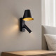 Applique a led con struttura e diffusore in metallo dal design moderno