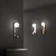 Applique a led con struttura in metallo dal design moderno e diffusore in vetro