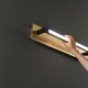 Applique a LED da parete lineare piccola in metallo e diffusore orientabile