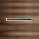 Applique a led media lineare con struttura in metallo e diffusore in acrilico