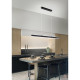 Lampada a sospensione con diffusore lineare a LED e struttura in alluminio