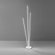 Piantana LED con struttura in metallo con 3 diffusori in acrilico orientabili