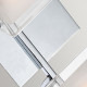 Applique per bagno con struttura in acciaio con tre diffusori in vetro opalino