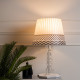 Lampada da tavolo in plexiglass con lampadina a LED di design Basic