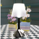 Lampada da tavolo ricaricabile a led dal design moderno