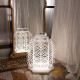 Lampada da terra ricaricabile a LED in plexiglass dal design moderno