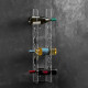 Portabottiglie da parete in plexiglass dal design moderno
