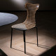 Sedia moderna con struttura in metallo e seduta in plexiglass Foulard